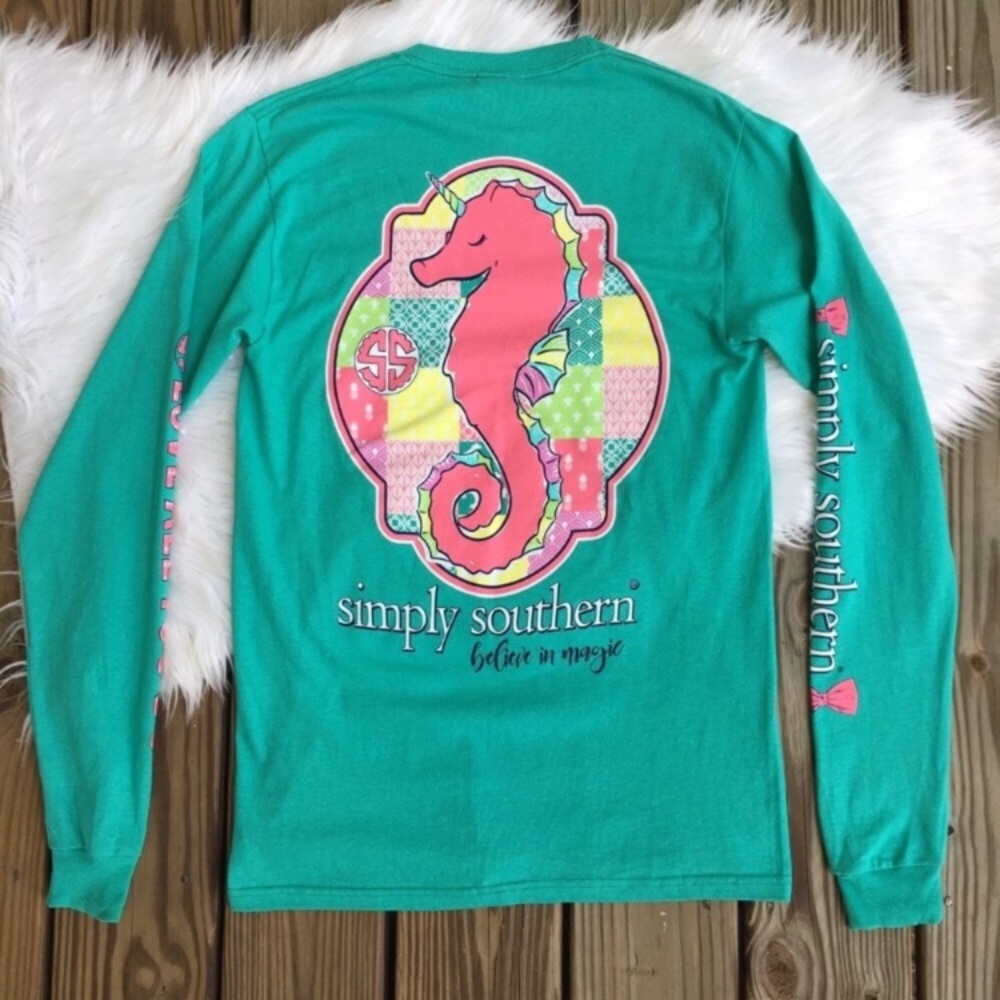 Simply Southern NWT Sea Horse Unicorn Seaglass Top